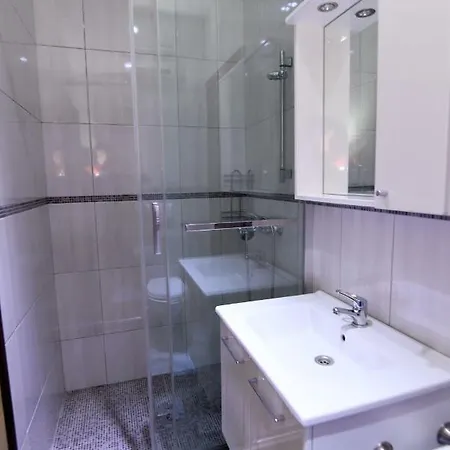 Filipovic 1 Apartment *