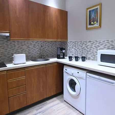Filipovic 1 Apartment *
